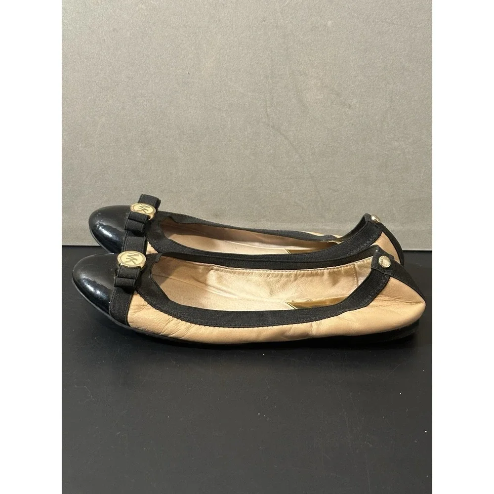 Michel Kors Flats Size‎ 7 1/2